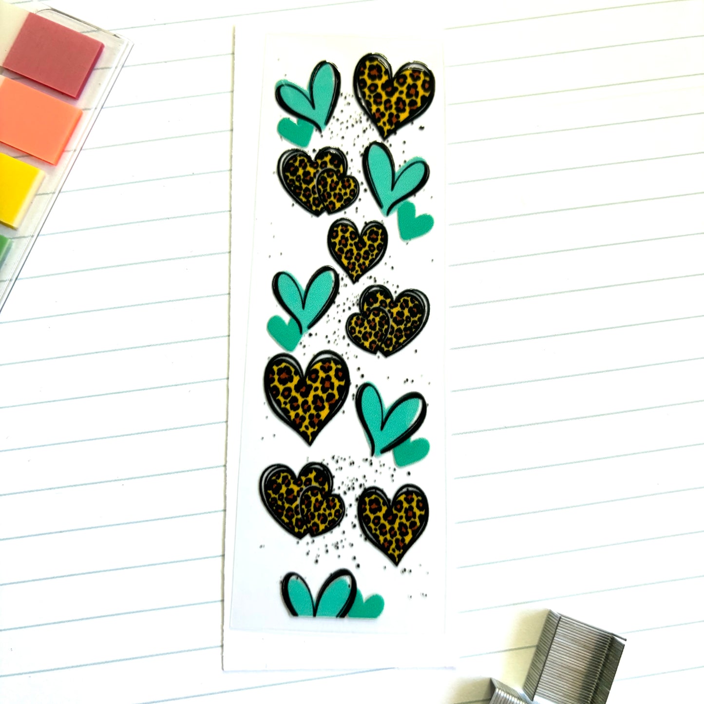 PW 020 Teal Leopard Hearts